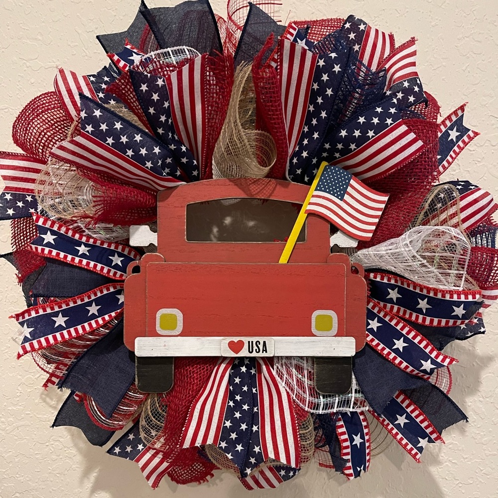 “Red Truck” Patriotic WREATH Red, White & Blue wreath 20” VERY FULL! Flag colors